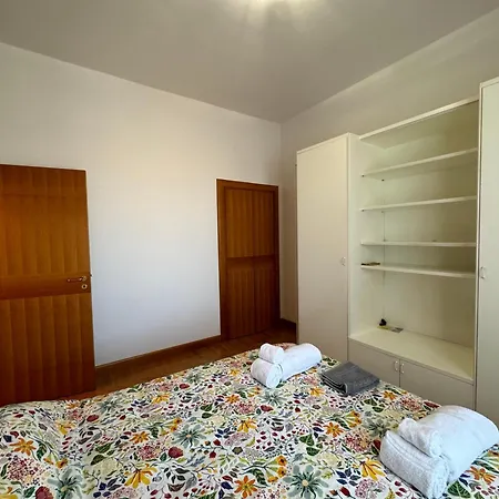 Nicholas Center- Bed & Breakfast